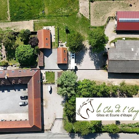 Le Clos de l'Angley Gîtes et pension équestre Caffiers Esterno foto