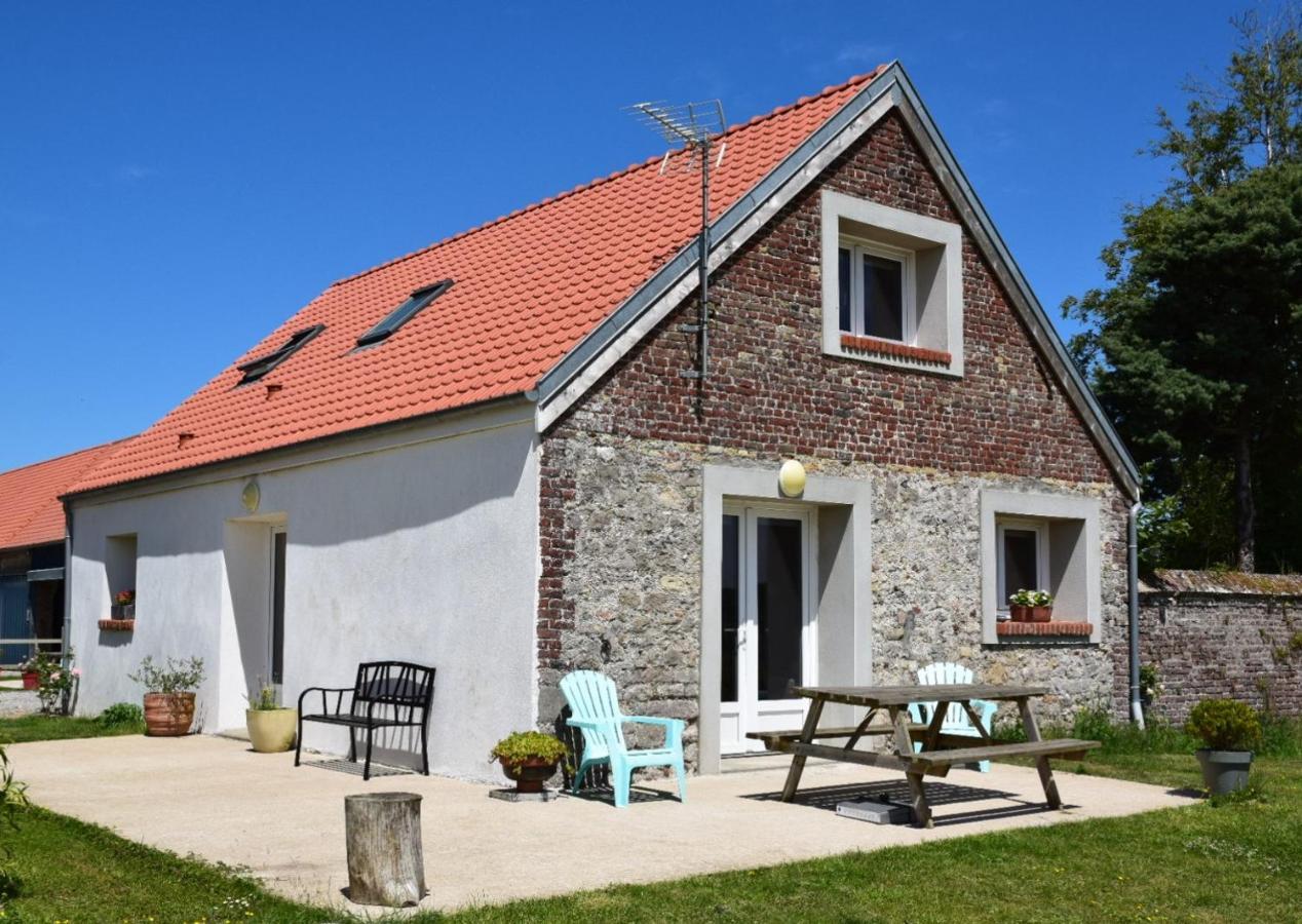 Le Clos de l'Angley Gîtes et pension équestre Caffiers Esterno foto