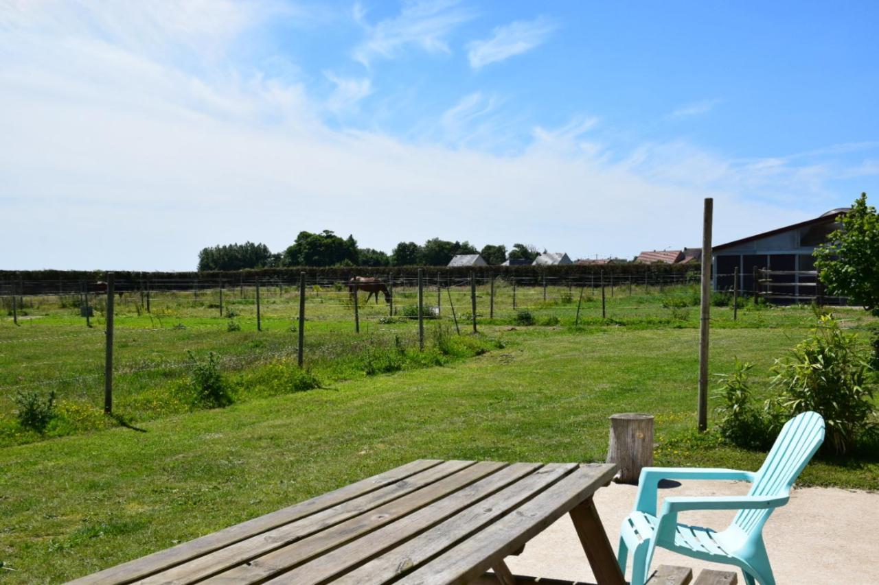 Le Clos de l'Angley Gîtes et pension équestre Caffiers Esterno foto