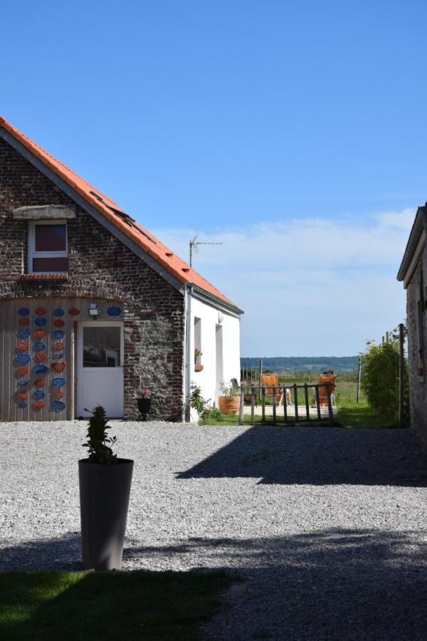 Le Clos de l'Angley Gîtes et pension équestre Caffiers Esterno foto